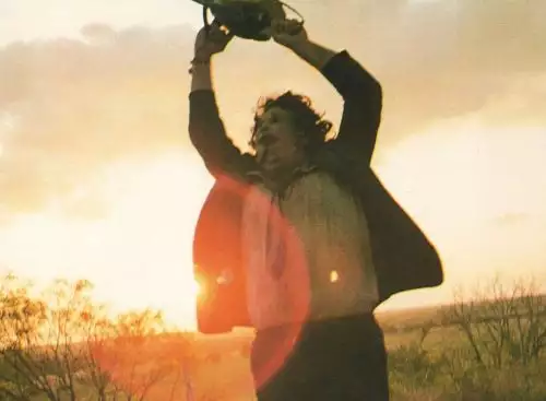 TheTexasChainSawMassacre50thAnniversary_134356644391949755_big-cine_deskt.webp