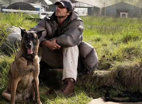 TheDogStars_134290380711088845_big-cine_deskt.webp