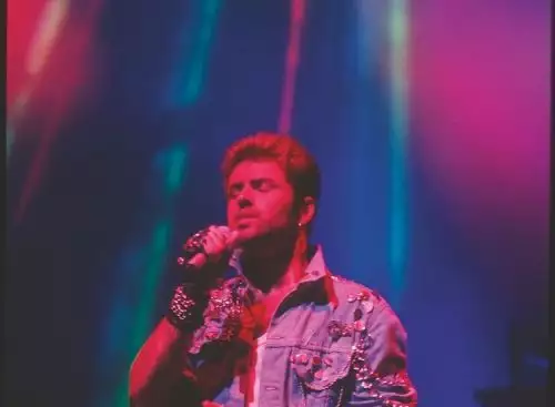 GeorgeMichaelTheFaithTour_134352443864477136_big-cine_deskt.webp