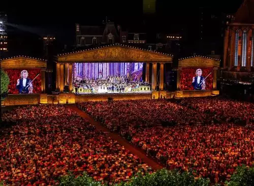 AndrC3A9Rieus2026SummerConcertVivaMaastricht_134261079141894643_big-cine_deskt.webp